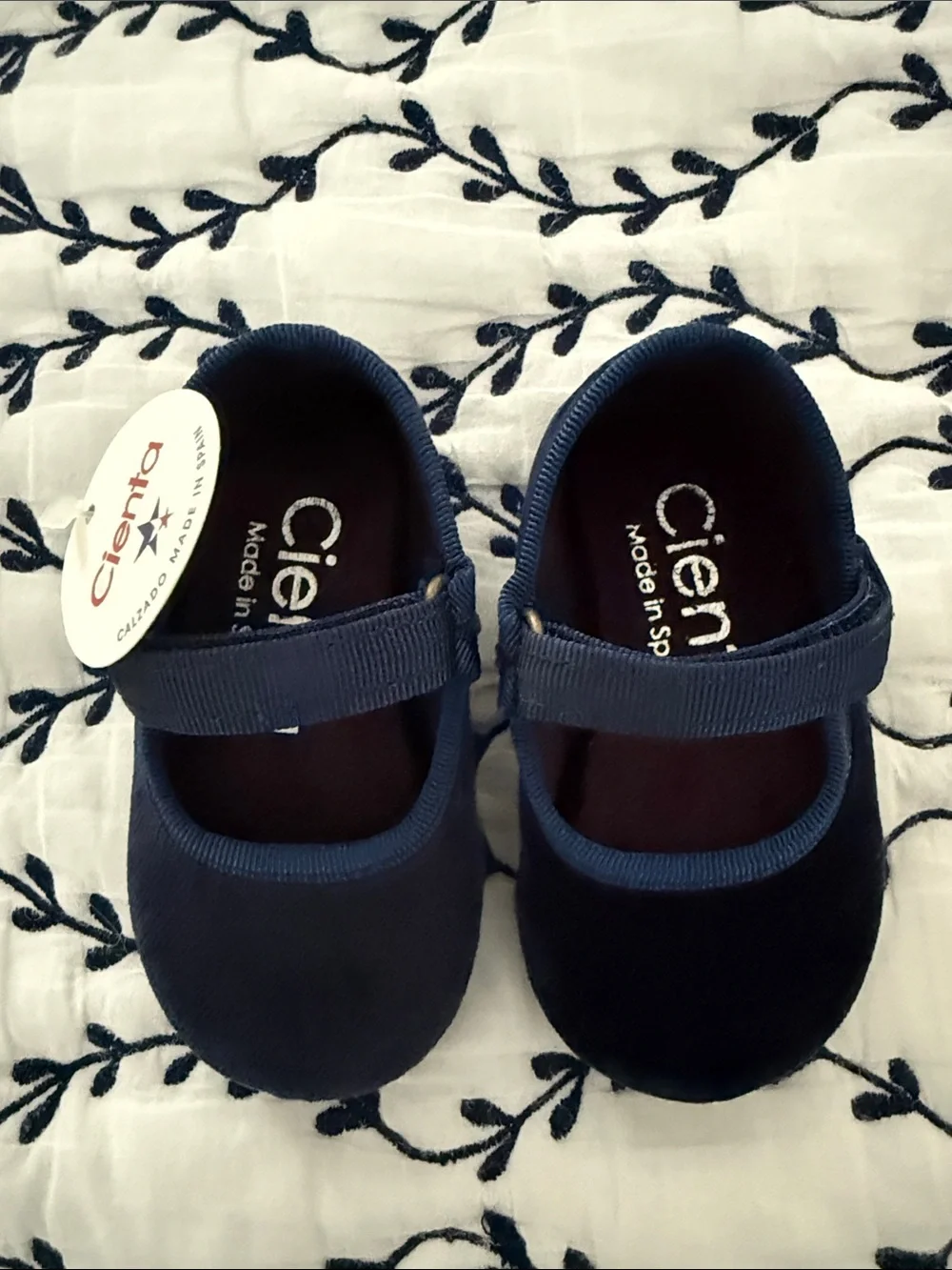 NWT Cienta Navy Blue Velvet Mary Jane
